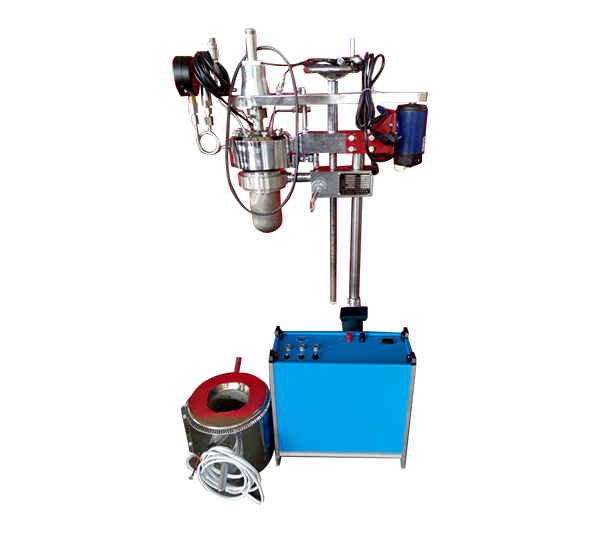 KCFD低壓系列--快開卡環(huán)結構-釜體下落、翻轉出料側面照片