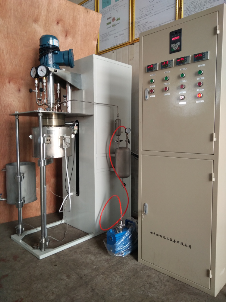 DFCF系列-釜體電動(dòng)升降翻轉(zhuǎn)、加熱爐和水槽電動(dòng)升降并可側(cè)移4